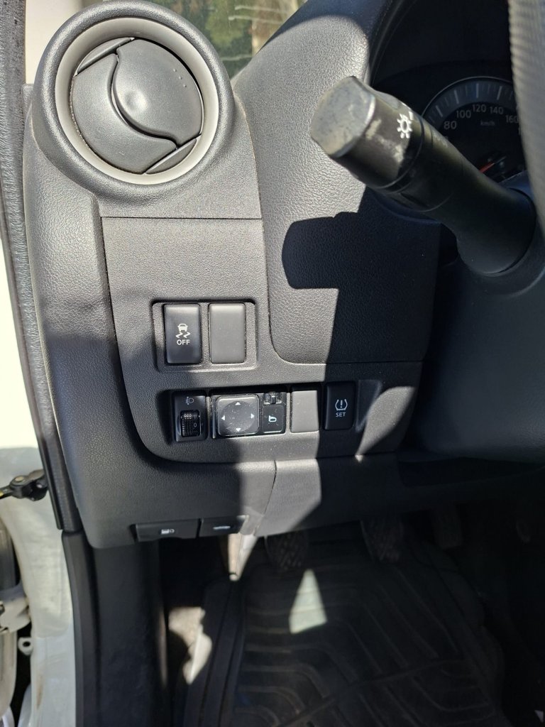 Nissan Micra weiß "Inselflitzer"