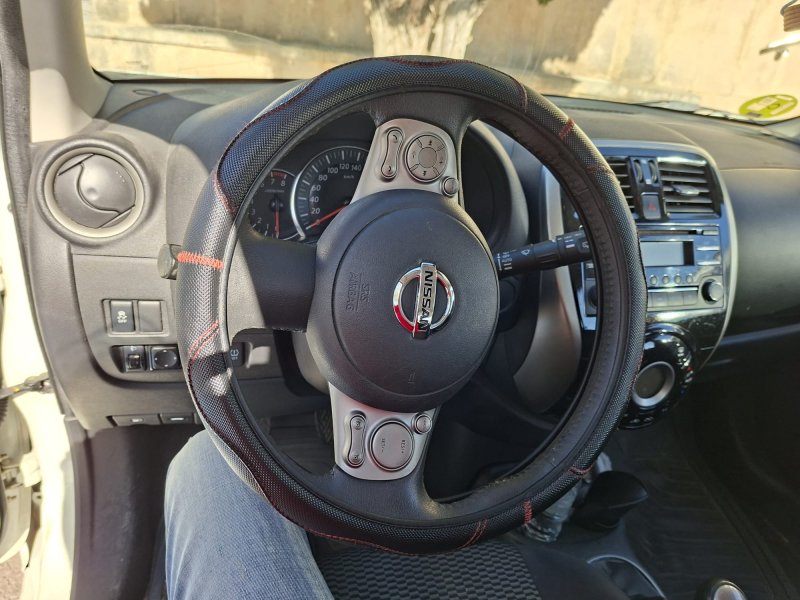Nissan Micra weiß "Inselflitzer"