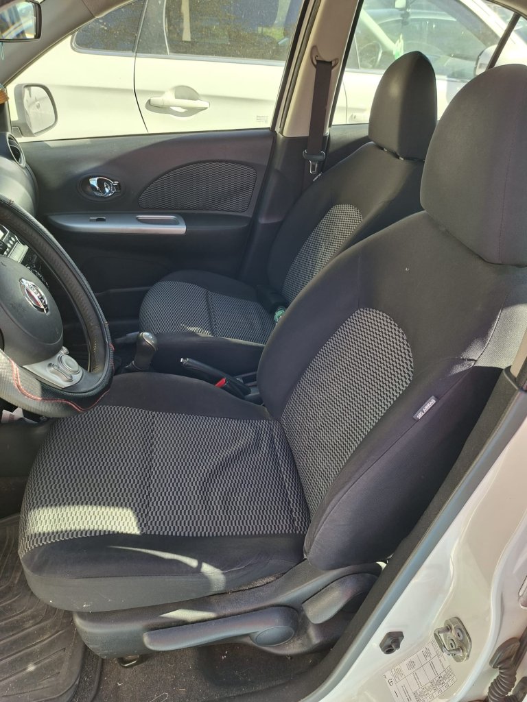 Nissan Micra weiß "Inselflitzer"