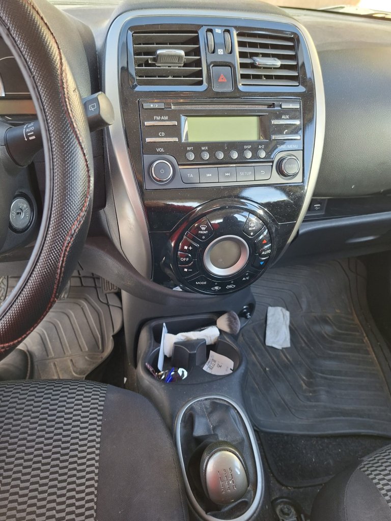 Nissan Micra weiß "Inselflitzer"