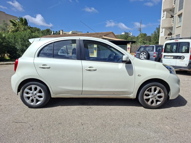 Nissan Micra weiß "Inselflitzer"