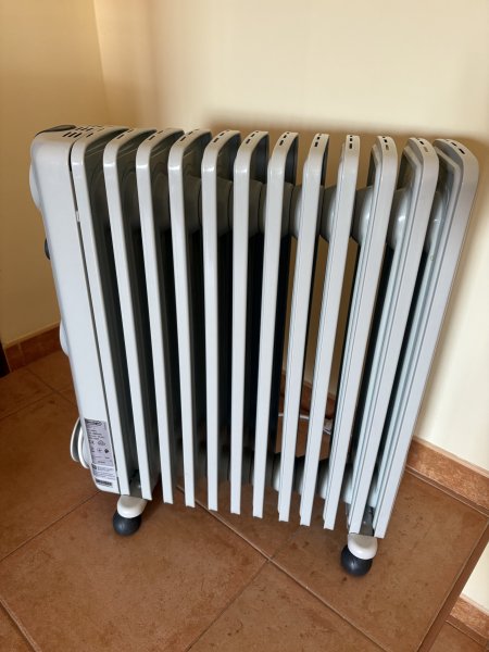 Oil-filled electric heater by DeLonghi