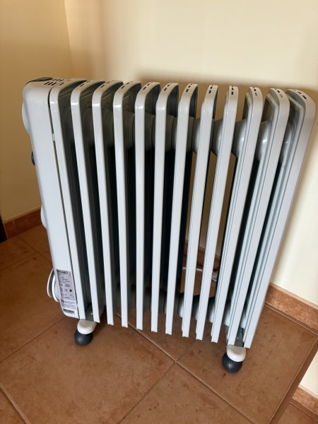Oil-filled electric heater by DeLonghi