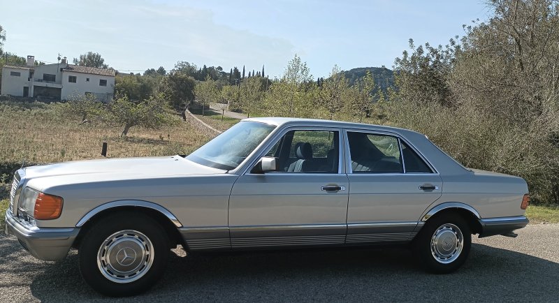 Oldtimer Mercedes S-Klasse W126 280SE Klassiker