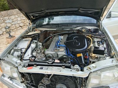 Oldtimer Mercedes S-Klasse W126 280SE Klassiker