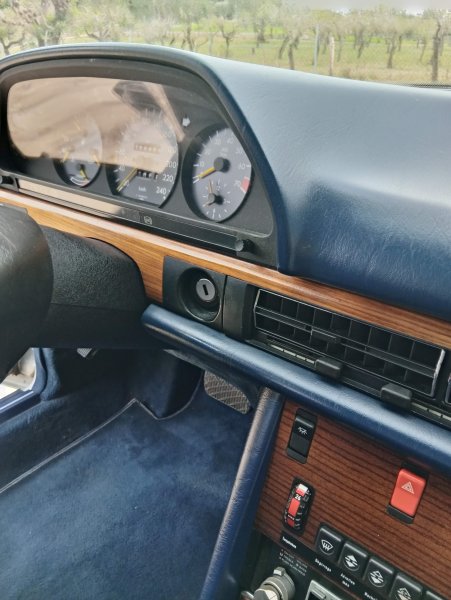 Oldtimer Mercedes S-Klasse W126 280SE Klassiker