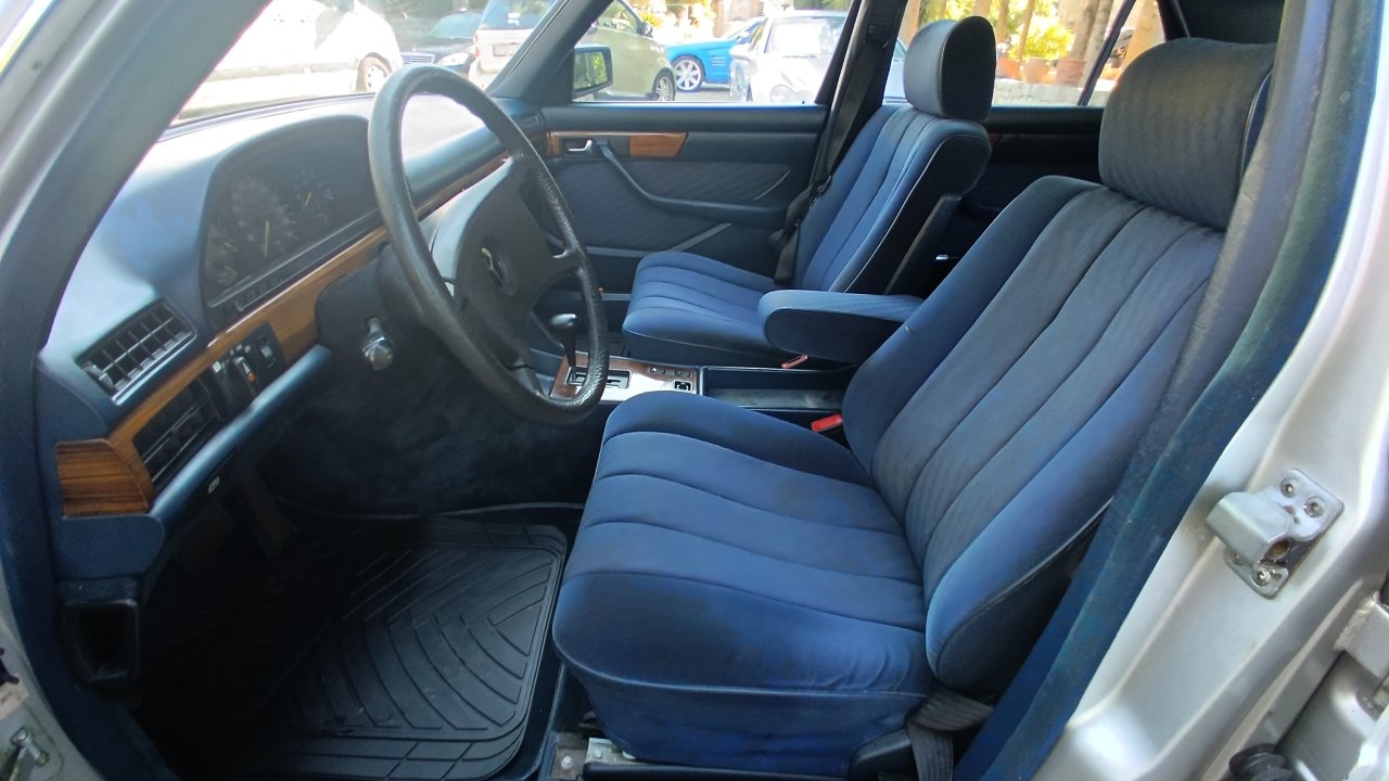 Oldtimer Mercedes S-Klasse W126 280SE Klassiker
