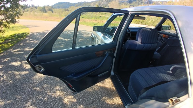 Oldtimer Mercedes S-Klasse W126 280SE Klassiker