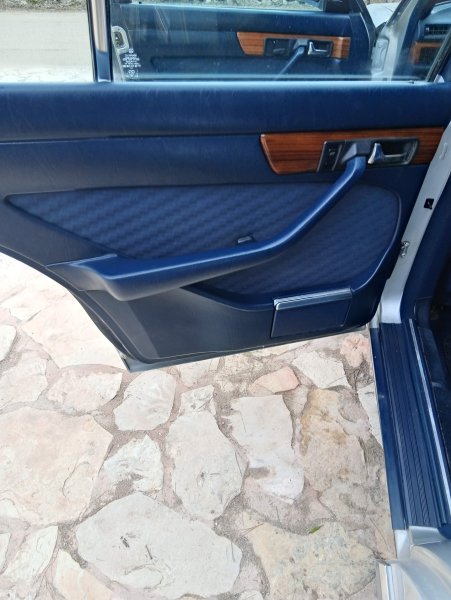 Oldtimer Mercedes S-Klasse W126 280SE Klassiker