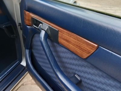 Oldtimer Mercedes S-Klasse W126 280SE Klassiker