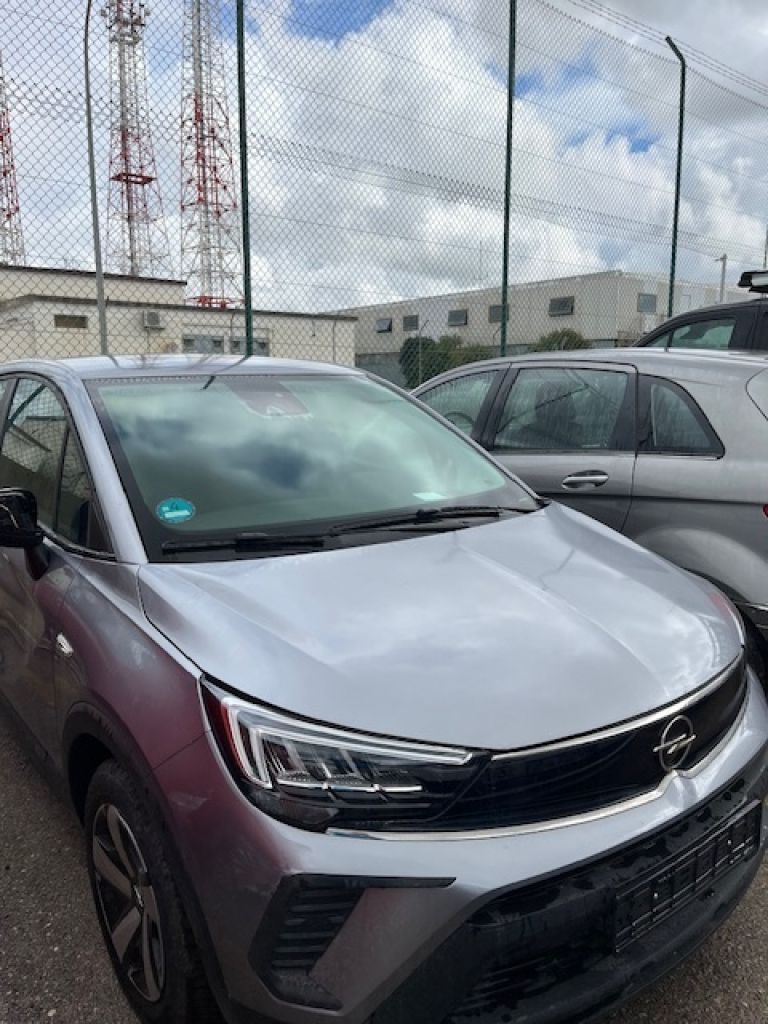 Opel Crossland como nuevo, 10.2022