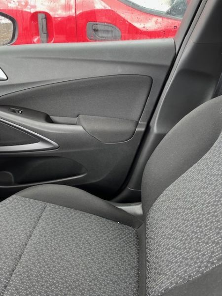 Opel Crossland like new, yr. 10.2022