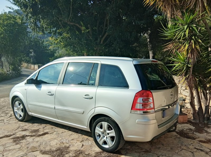 Opel Zafira 7-Seater Van Estate Tow Bar AC