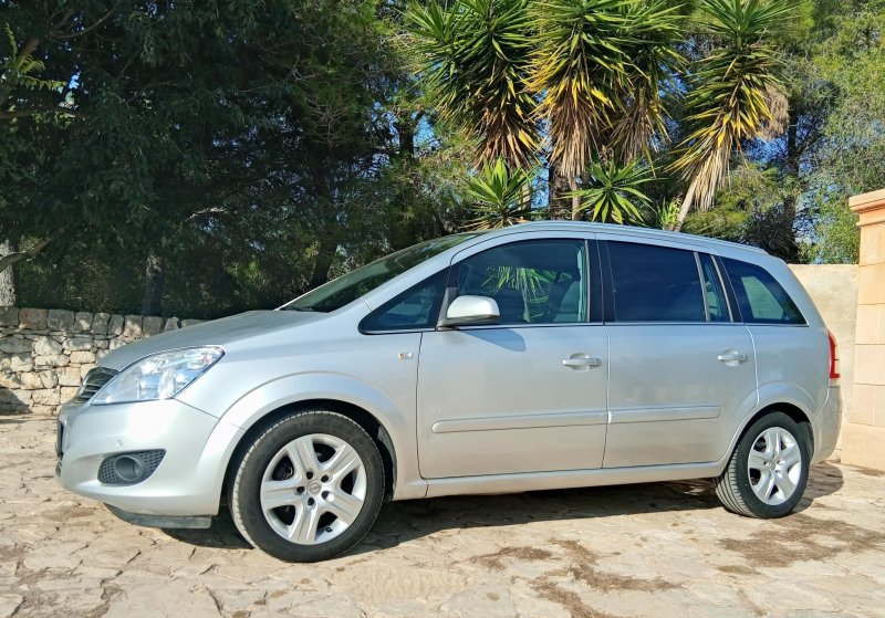 Opel Zafira 7-Seater Van Estate Tow Bar AC