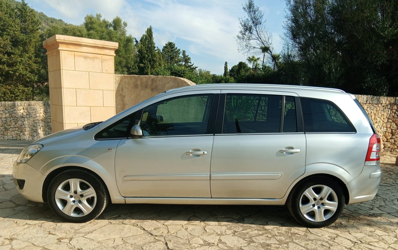 Opel Zafira 7-Seater Van Estate Tow Bar AC