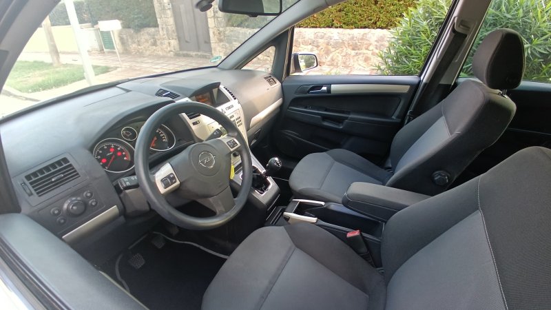 Opel Zafira 7-Seater Van Estate Tow Bar AC
