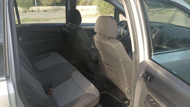 Opel Zafira 7-Seater Van Estate Tow Bar AC