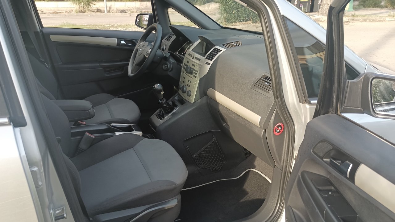 Opel Zafira 7-Seater Van Estate Tow Bar AC