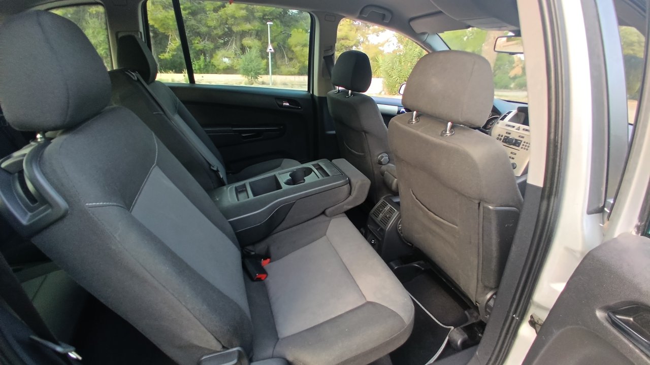 Opel Zafira 7-Seater Van Estate Tow Bar AC