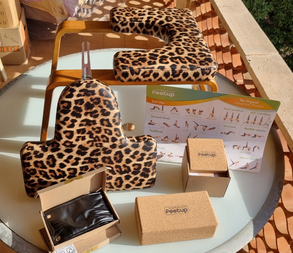 Original FeetUp Trainer Yoga-Hocker (Honey Leo Edition) + Umfangreiches Zubehör-Set