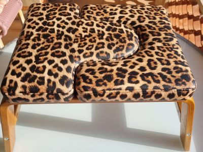 Original FeetUp Trainer Yoga-Hocker (Honey Leo Edition) + Umfangreiches Zubehör-Set