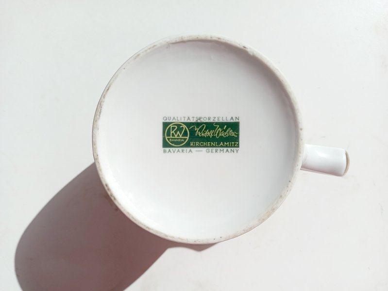 Original-Krug zur WM 1974 in D mit den Maskottchen Tip & Tap