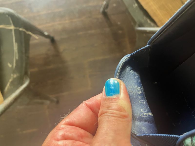 Original Louis Vuitton Shoe 41.5