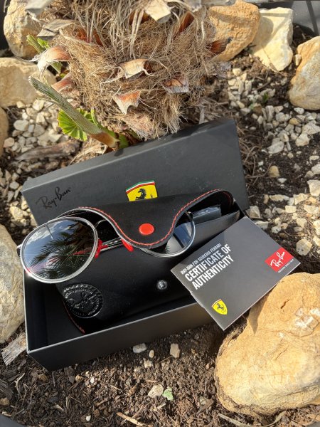 Original !! Neue Ray Ban Ferrari Sonnenbrille Unisex