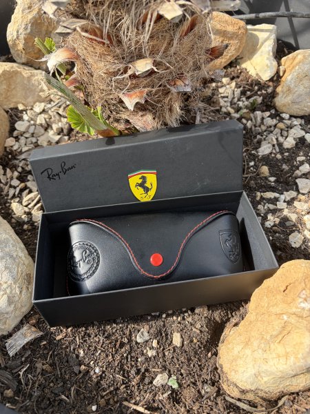 Original !! Neue Ray Ban Ferrari Sonnenbrille Unisex