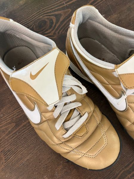 Original NIKE shoe size 42