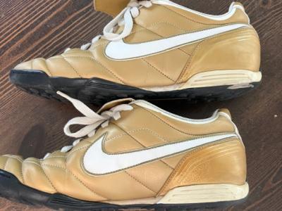 Original NIKE shoe size 42