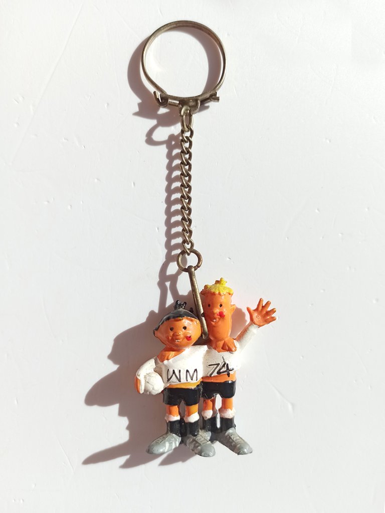 Original Tip & Tap WM 74 in D Maskottchen-Schlüsselanhänger