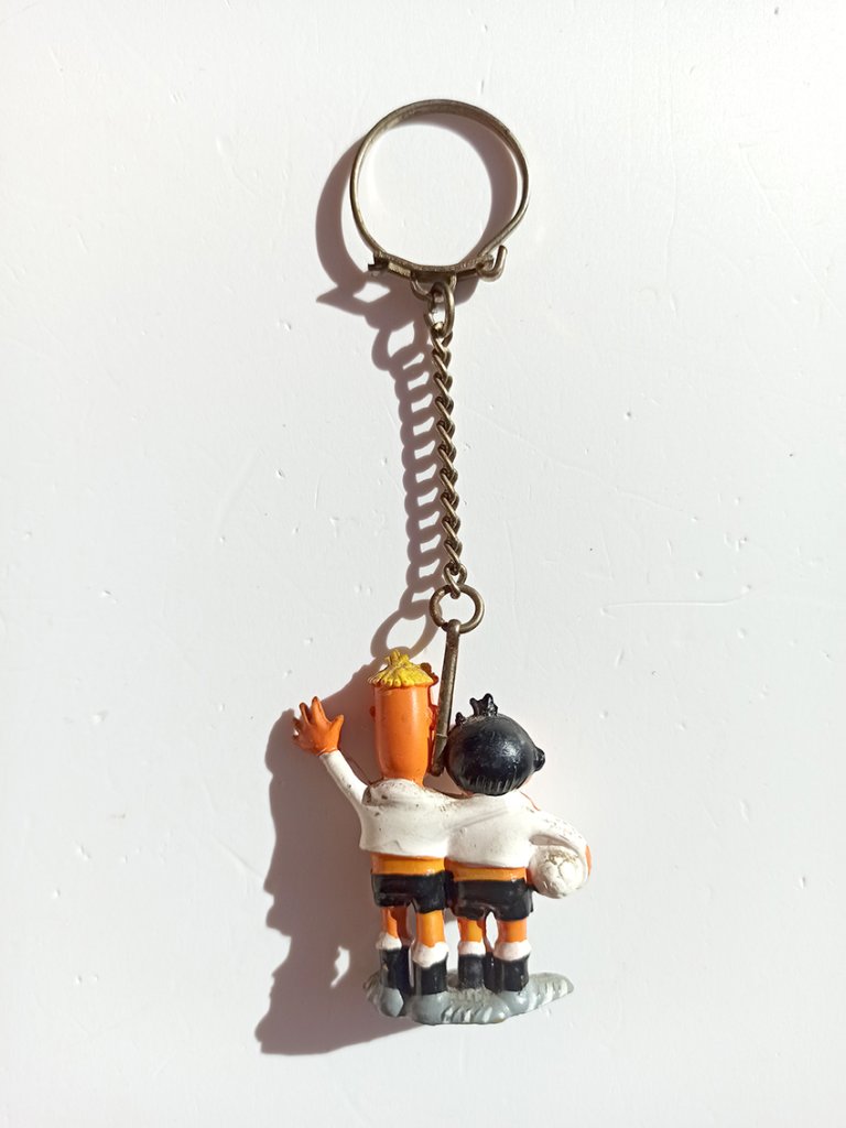 Original Tip & Tap World Cup 74 in D mascot keychain