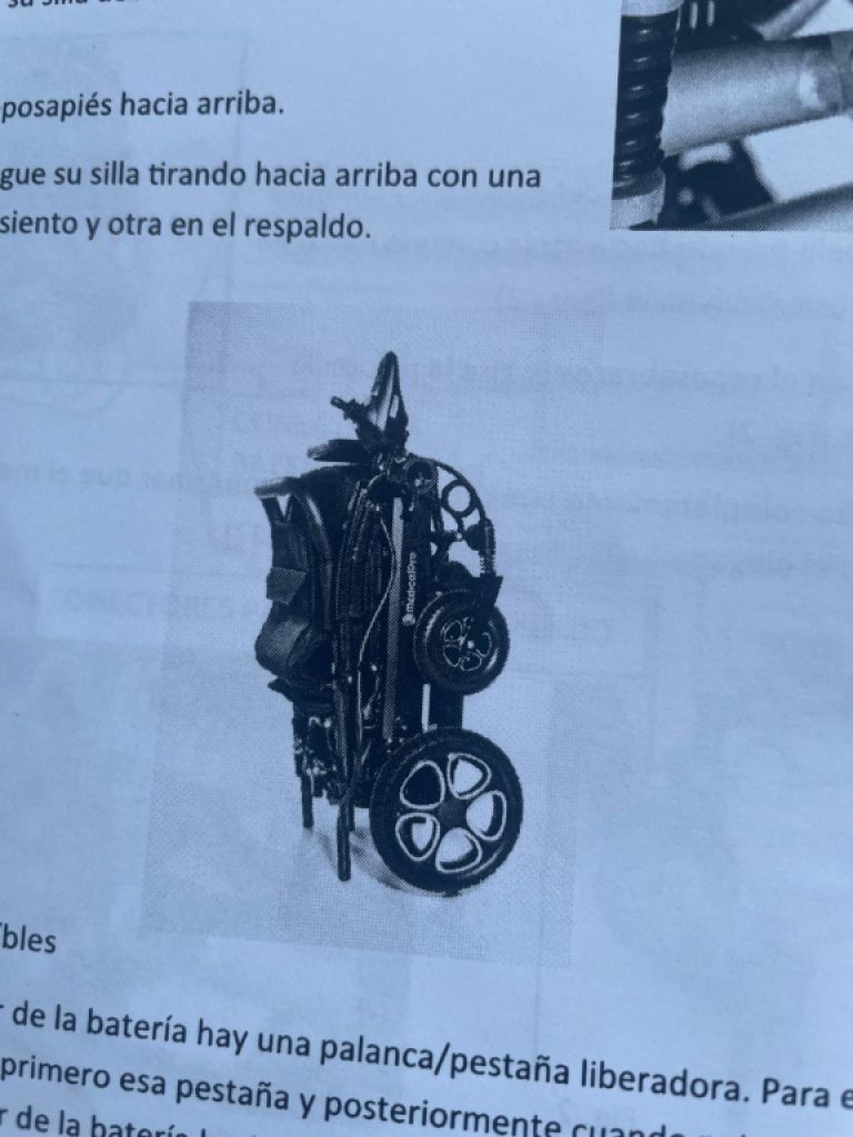 Orthopaedischer Rollstuhl elektrisch