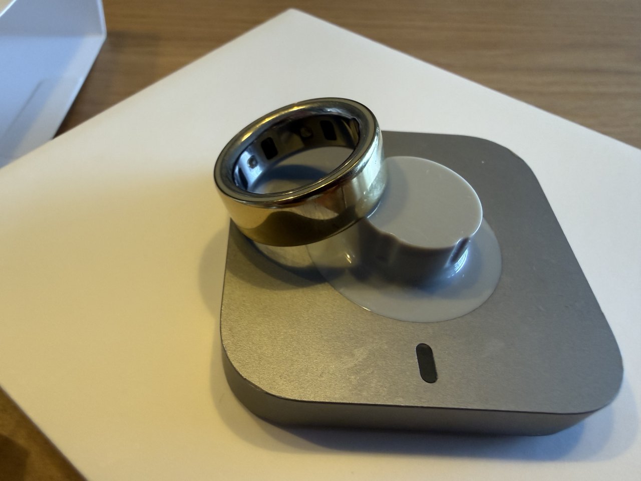 Oura Ring 4  Gold | Größe 7: Smart Ring  Gut erhalten  Inkl. Ladegerät & Originalverpackung