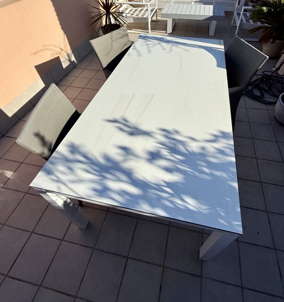 Outdoor Gartentisch + Outdoor Stühle