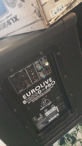 PA Lautsprecher, aktiven Subwoofer , Digital Endstufen: für die DJ Finca Party, Beschallungsaufgaben