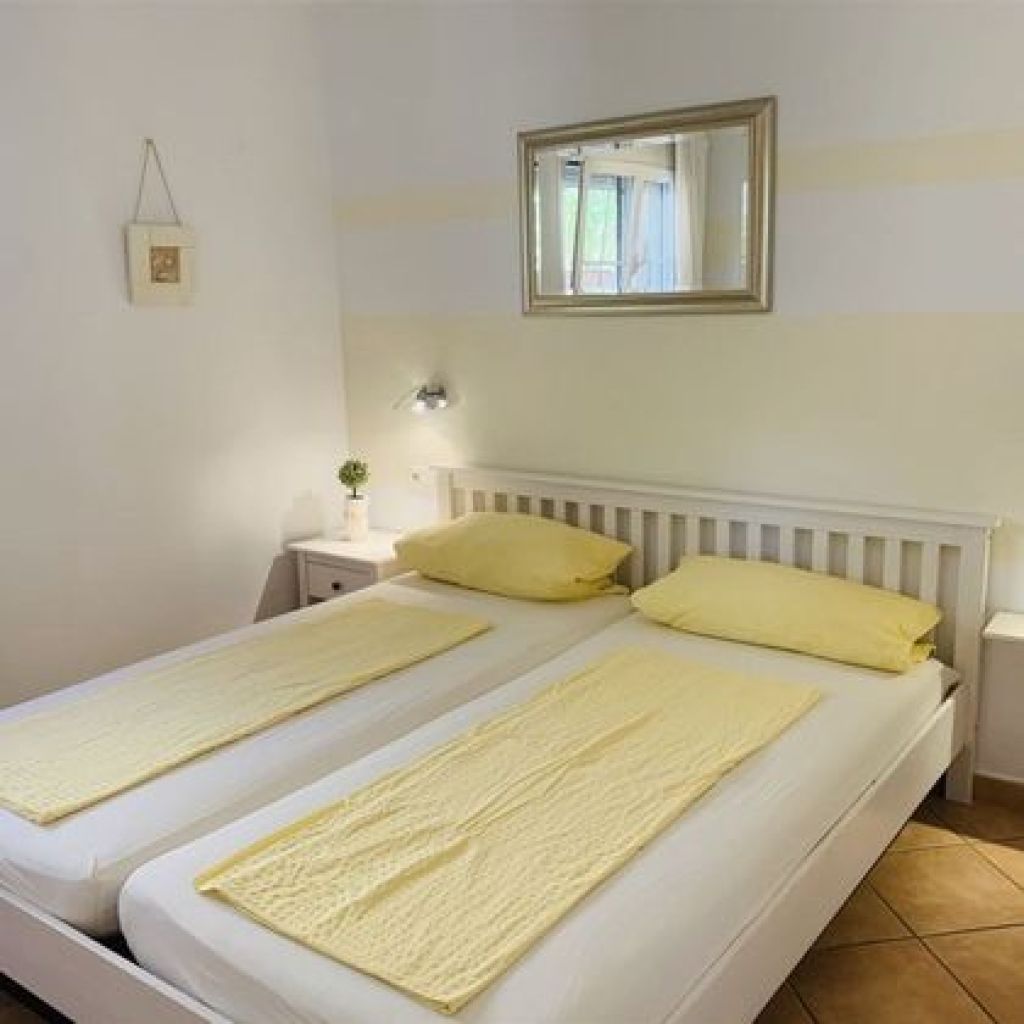 Paguera ground floor for rent