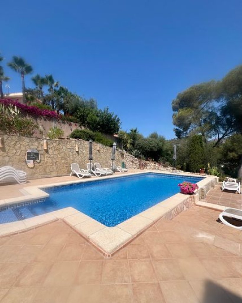 Paguera -Gelegenheit - 3 Wohnungen-Strandnah , mit Pool