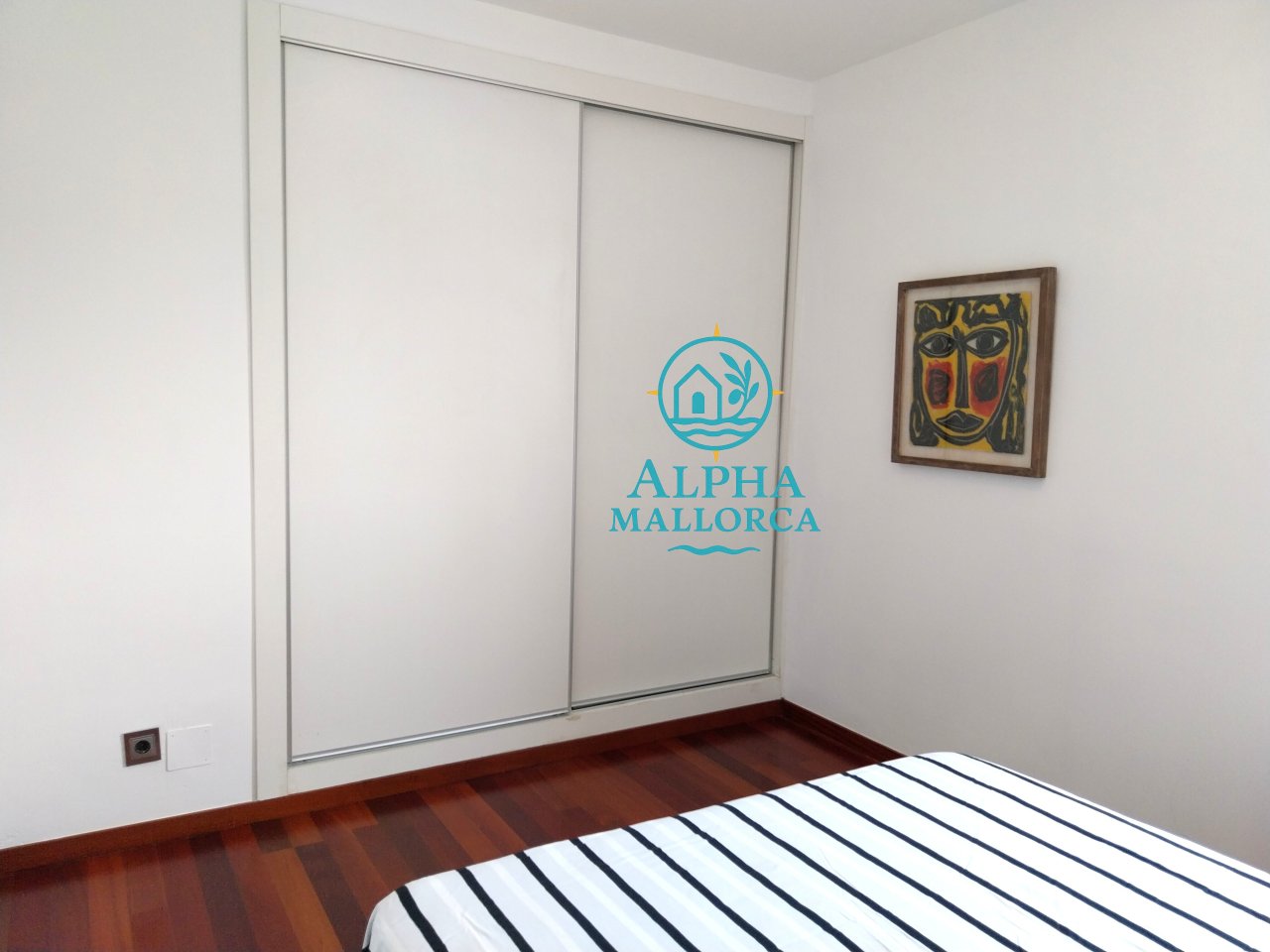PALMA-ALTSTADT: Renovierte Wohnung mit eigener Terrasse und optionalem TG-Stellplatz