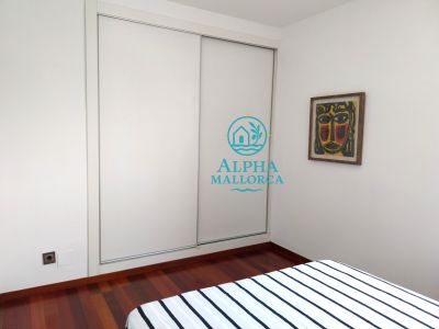 PALMA-ALTSTADT: Renovierte Wohnung mit eigener Terrasse und optionalem TG-Stellplatz