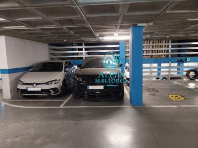 PALMA-ALTSTADT: Renovierte Wohnung mit eigener Terrasse und optionalem TG-Stellplatz