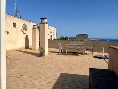 Palma Dachgeschosswohnung mit großer privater Dachterrasse