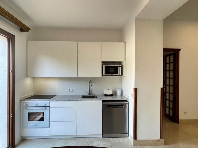 PALMA - Representative large apartment 195 sqm with garden 160 sqm, terraces 50 sqm in the heart of Palma.