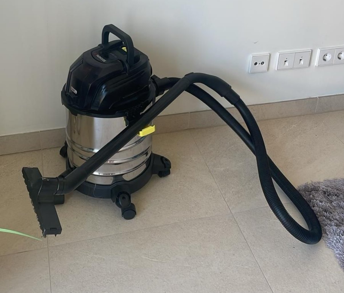 Aspirador Agua/Polvo Parkside PWDA 20-Li A2 + Batería 4Ah + Cargador
