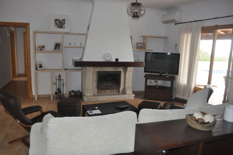 Parterrefinca mit AC; Pool und schönem Ausblick -- Santanyi- Campos -- F 152