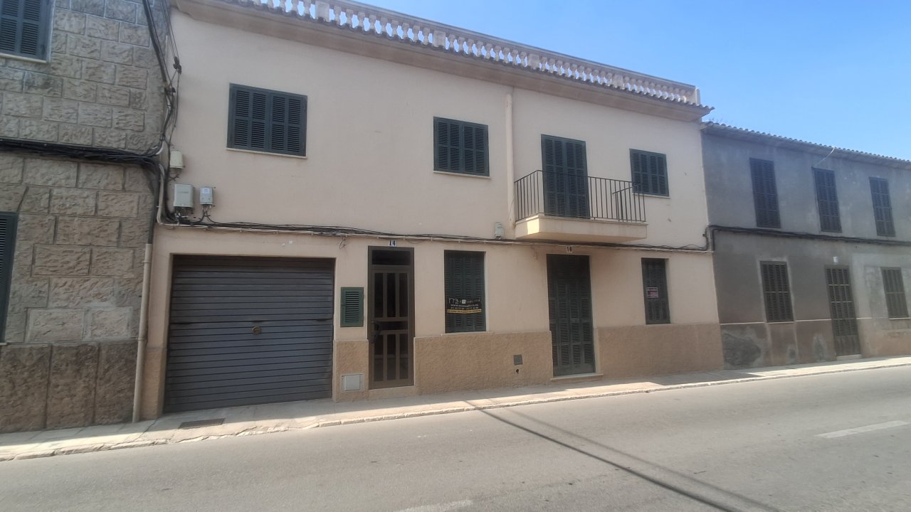 Local en planta baja en ubicación céntrica de S Horta --- L 40