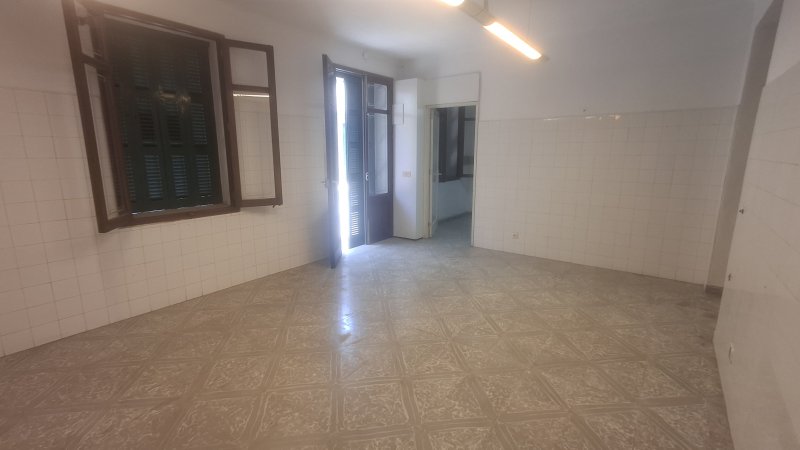 Local en planta baja en ubicación céntrica de S Horta --- L 40