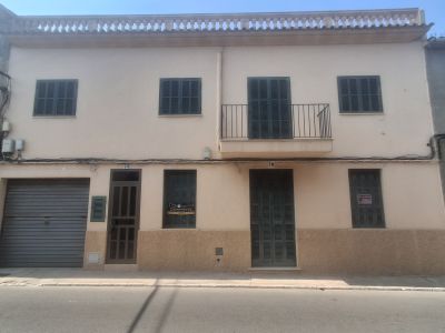 Local en planta baja en ubicación céntrica de S Horta --- L 40