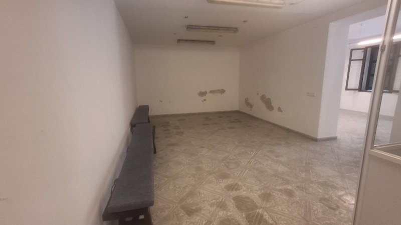 Local en planta baja en ubicación céntrica de S Horta --- L 40